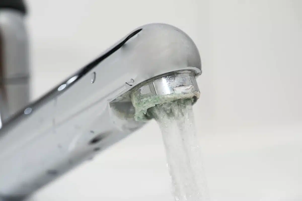 Comment protéger votre installation sanitaire contre l'eau calcaire conseils d'un spécialiste en traitement de l'eau