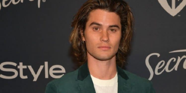 Qui l'acteur américain Chase Stokes