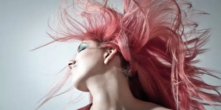 cheveux colorés